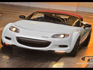 Mazda MX-5 Spyder Concept white color